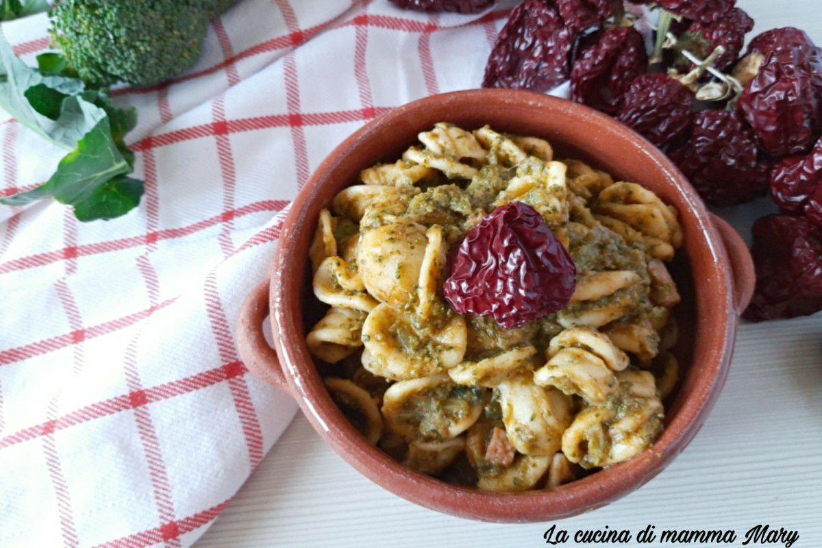 Orecchiette con broccoli alla calabrese
