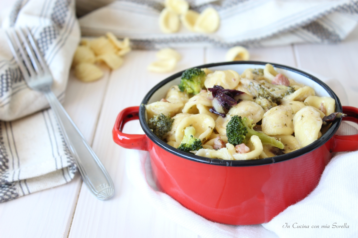Orecchiette con broccolo radicchio e pancetta