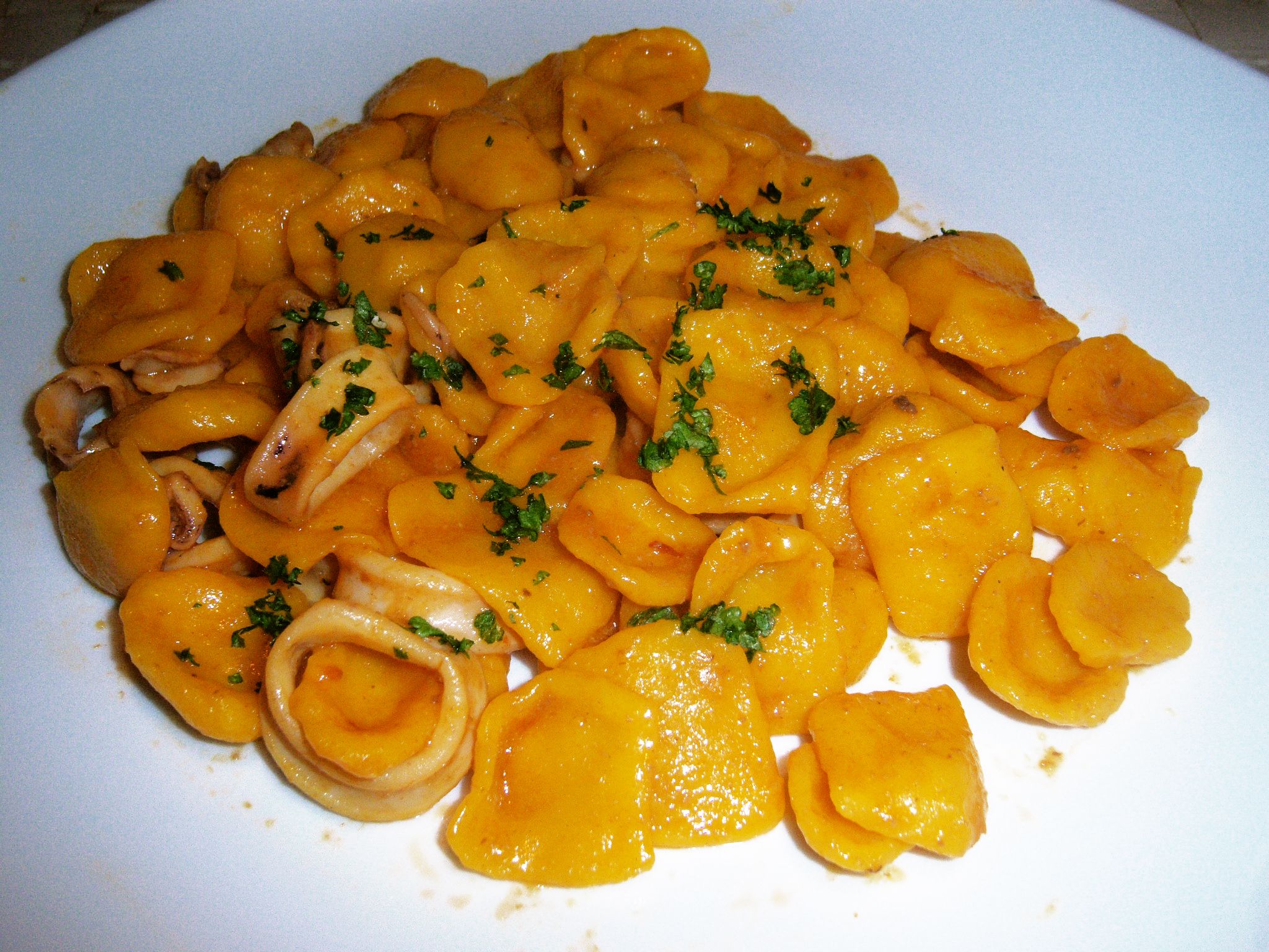 Orecchiette con calamari