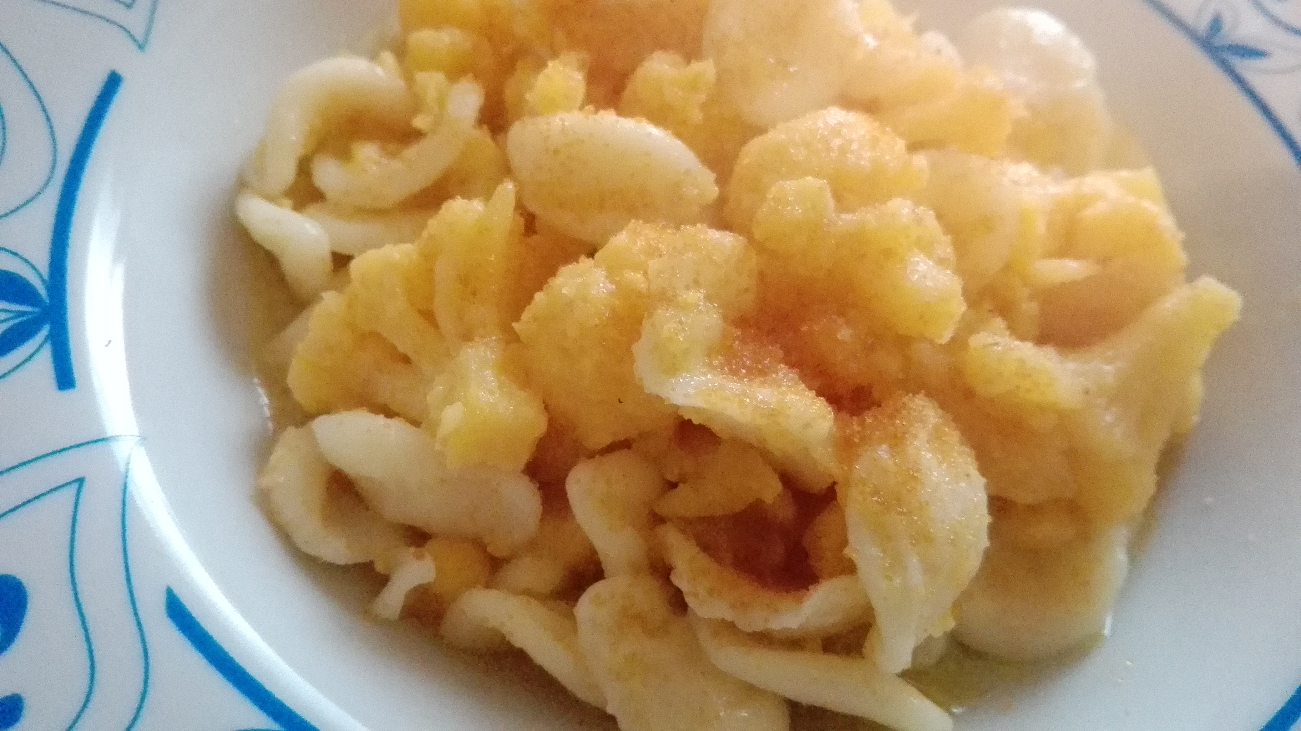 Orecchiette con cavolfiore giallo e bottarga di muggine
