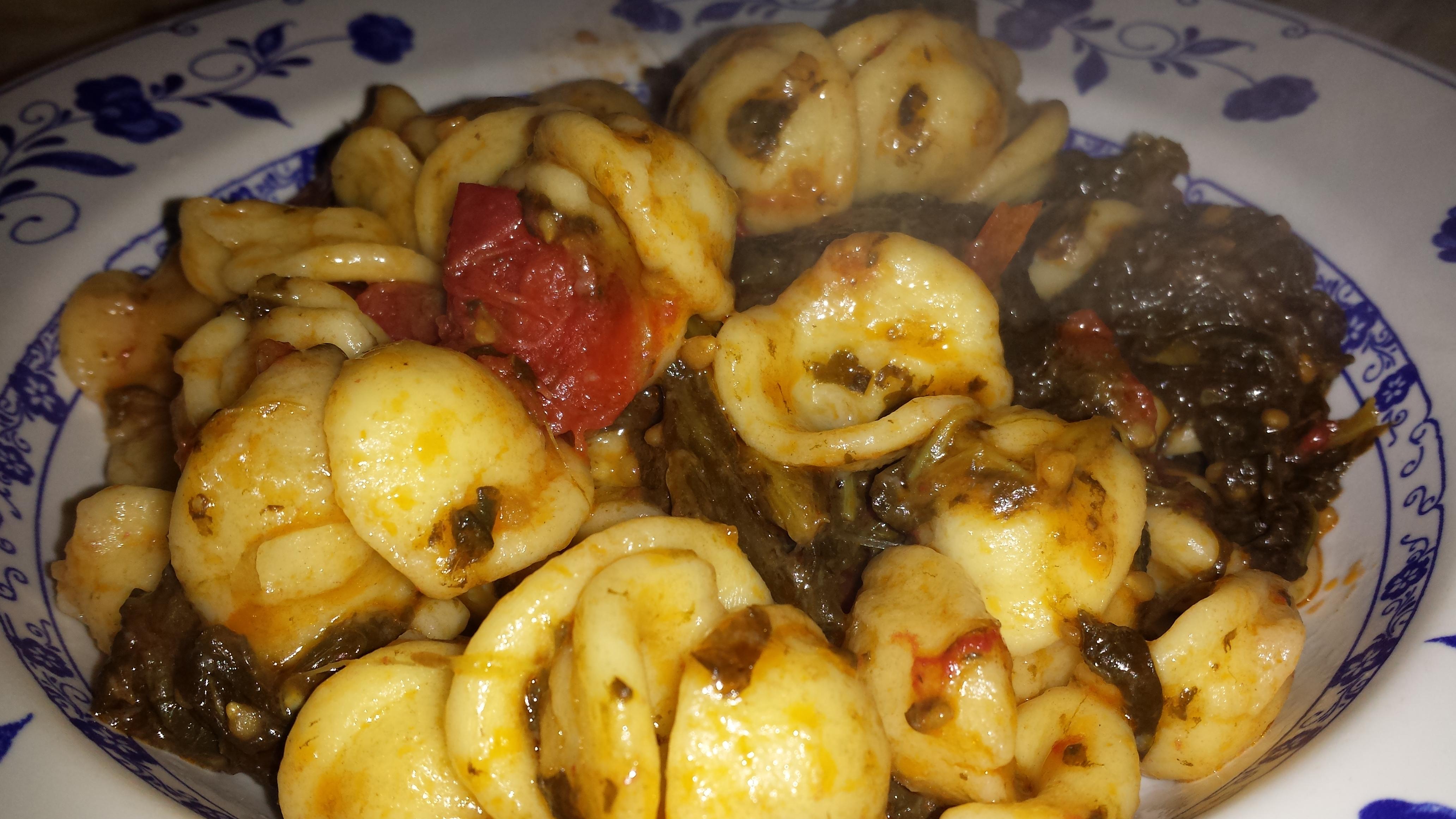 Orecchiette con le cime di rapa e pomodorini