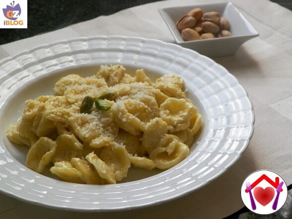 Orecchiette con pesto di pistacchi