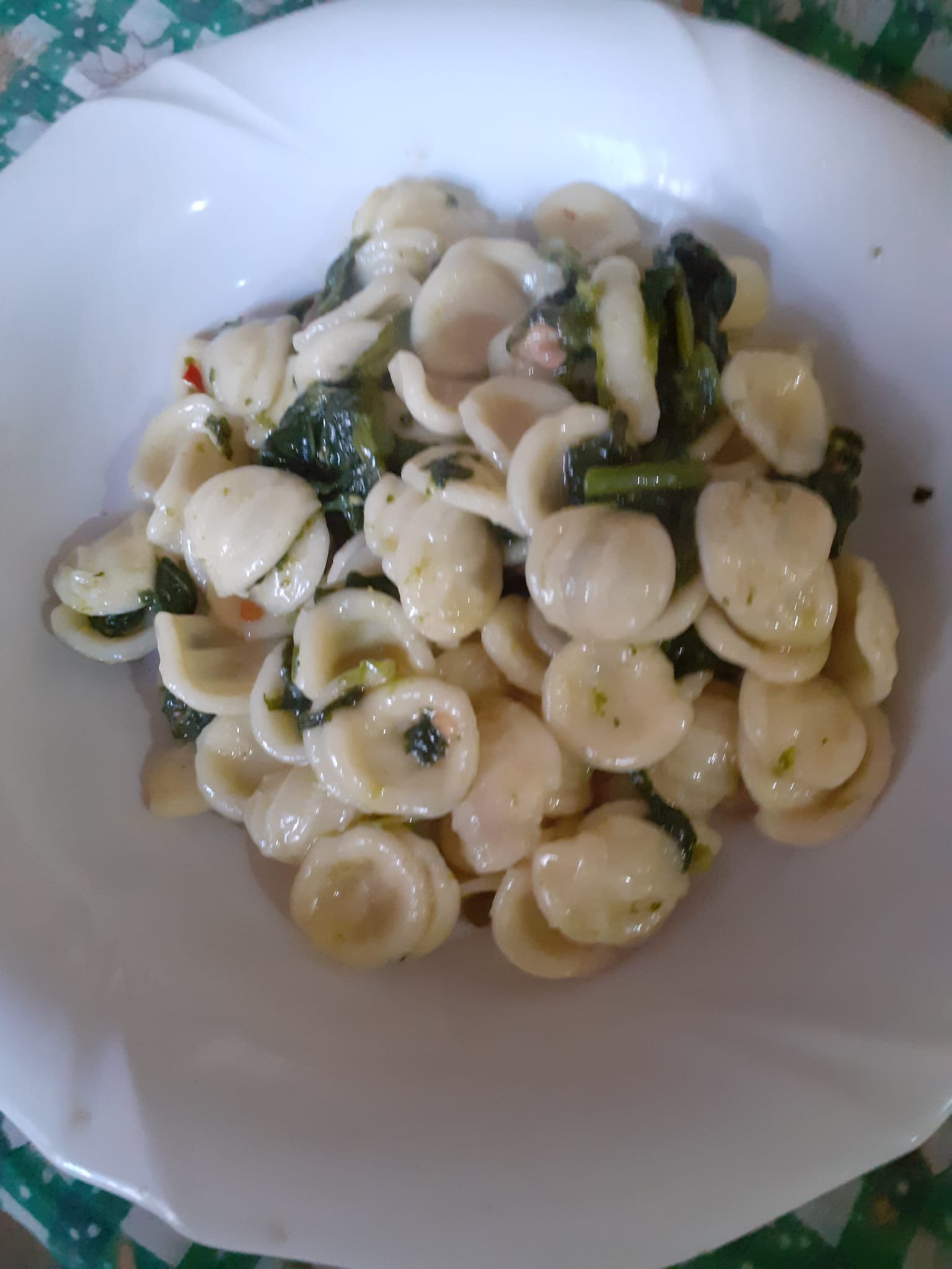 Orecchiette con salsiccia e broccoletti