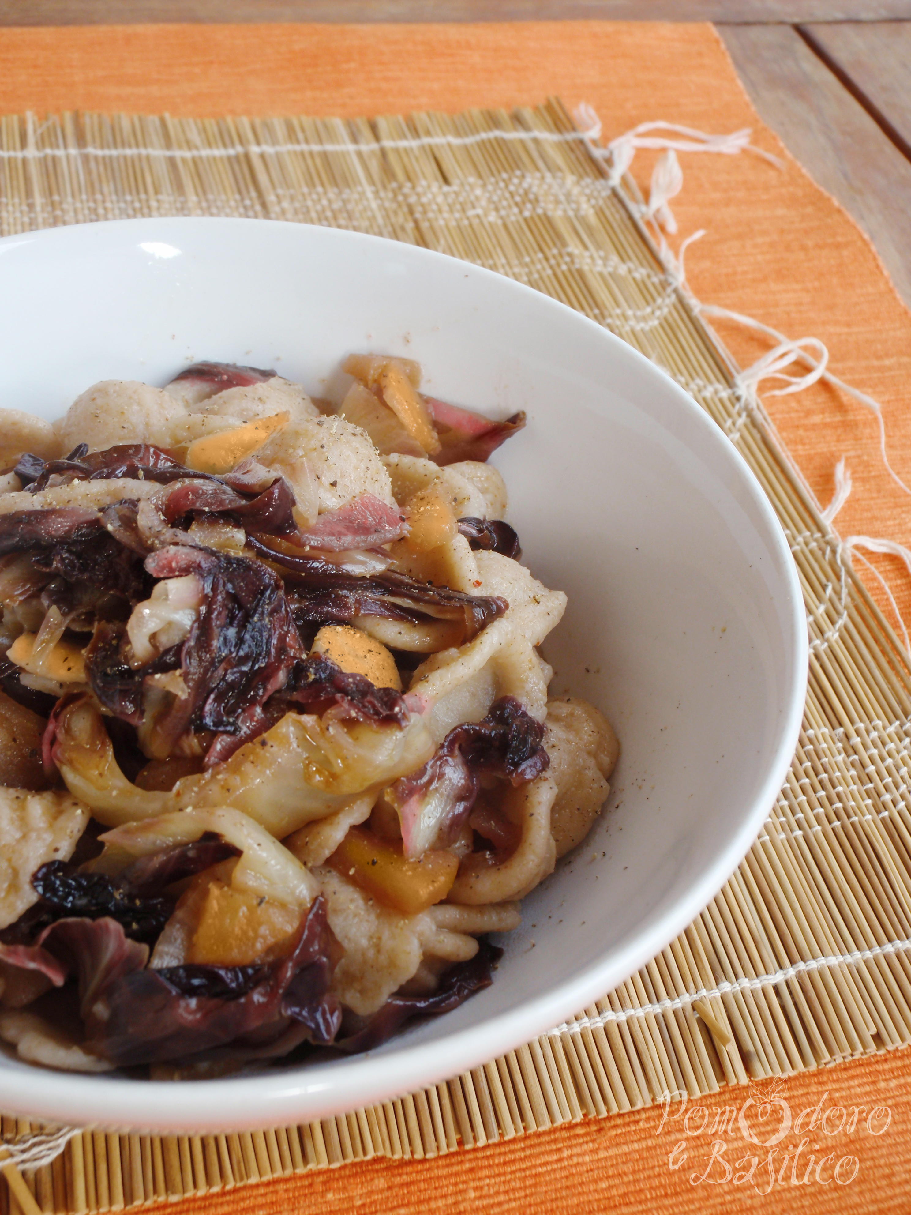 Orecchiette radicchio e mele