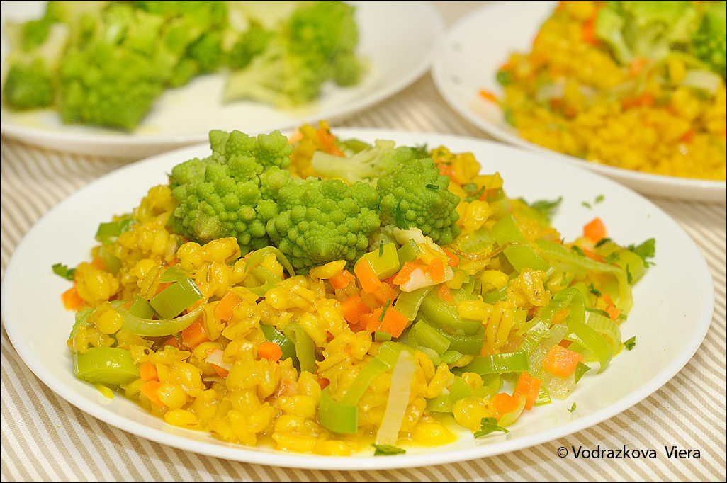 Orzo allo zafferano con porri e carote
