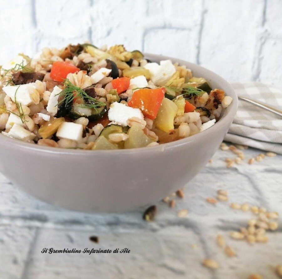 Orzo con brunoise di verdure feta ed olive