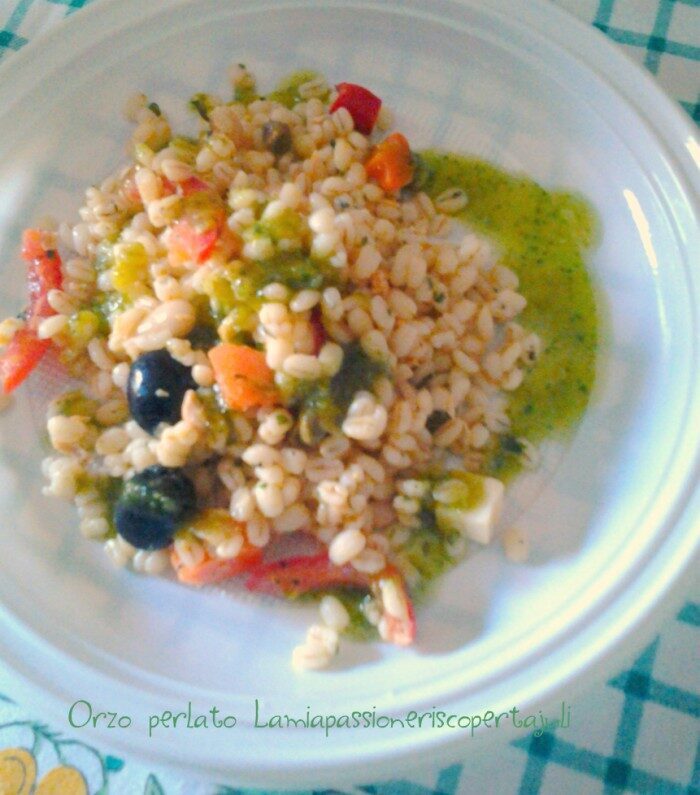 Orzo perlato, di verdure, piatto freddo