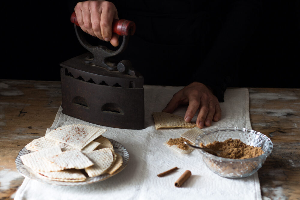 Ostie stirate, al profumo di cannella e zucchero muscado