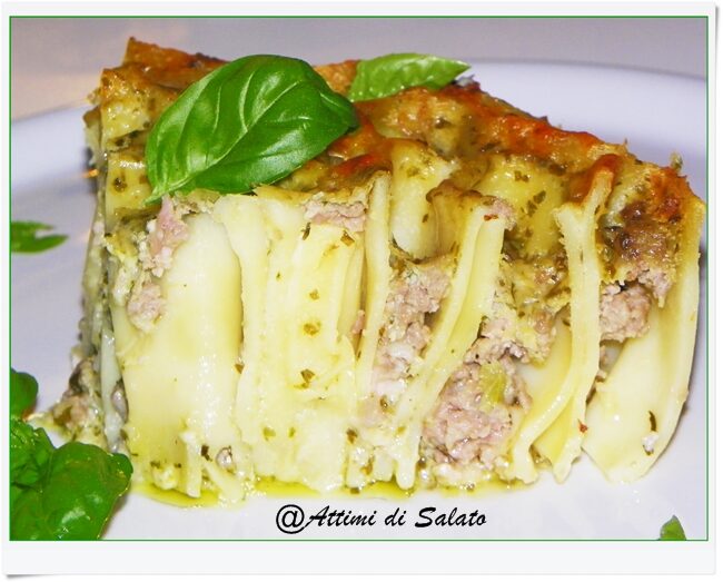 Paccheri al forno con pesto carne e besciamella