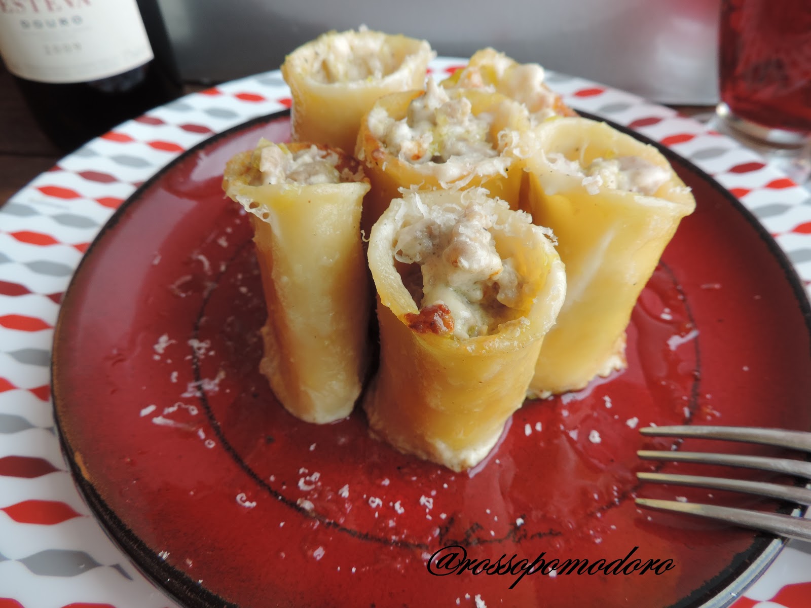 Paccheri al forno con philadelphia e salsiccia