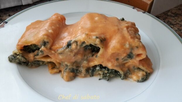 Paccheri al forno con spinaci e besciamella