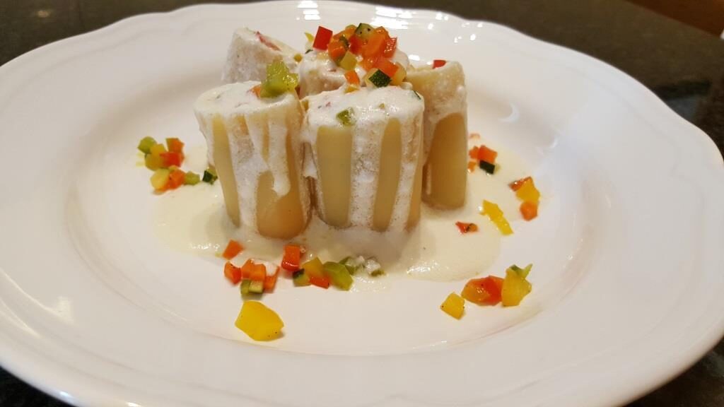 Paccheri alle verdure e crema di formaggio