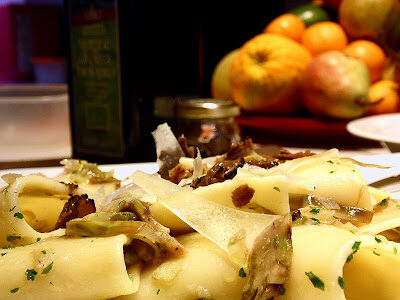 Paccheri con carciofi, pecorino e tartufo