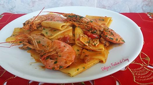 Paccheri con gamberi e calamari