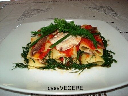 Paccheri con sarde e finocchietto selvatico (per 4)