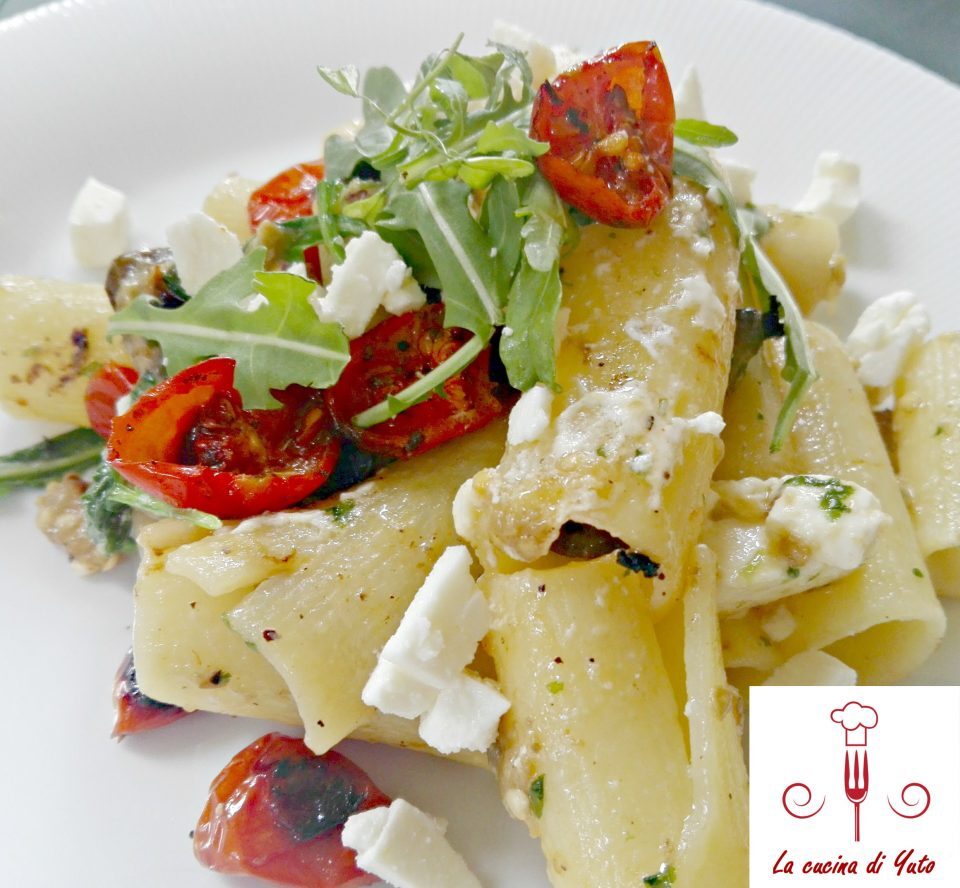 Paccheri feta, melanzane e rucola