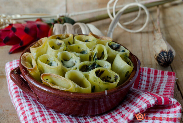 Paccheri ripieni di ricotta e bietola al forno