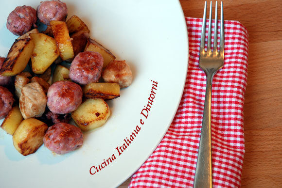 Padellata di salsicce e patate