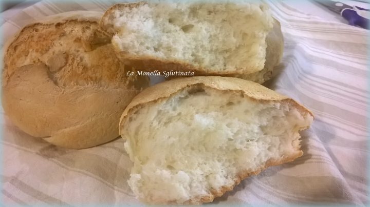 Pagnottelle con farina di riso senza glutine
