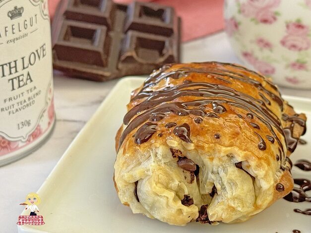 PAIN AU CHOCOLAT RICETTA VELOCE con sfoglia pronta