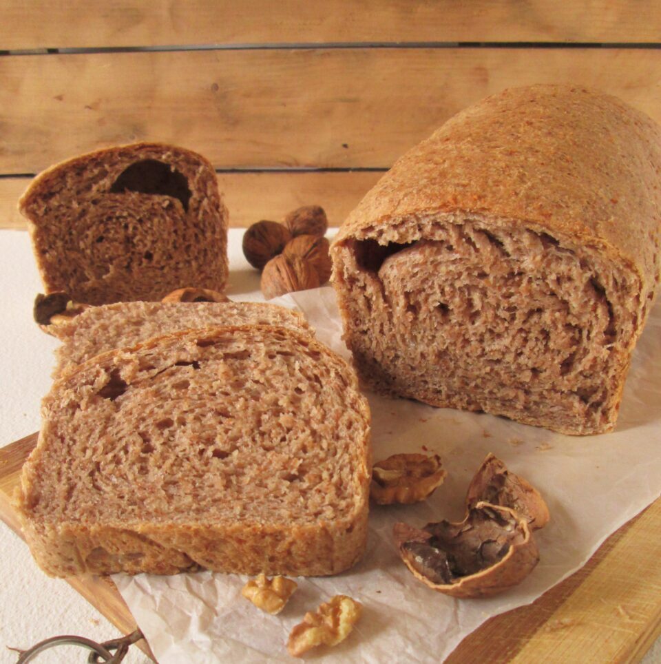 Pan bauletto alle noci
