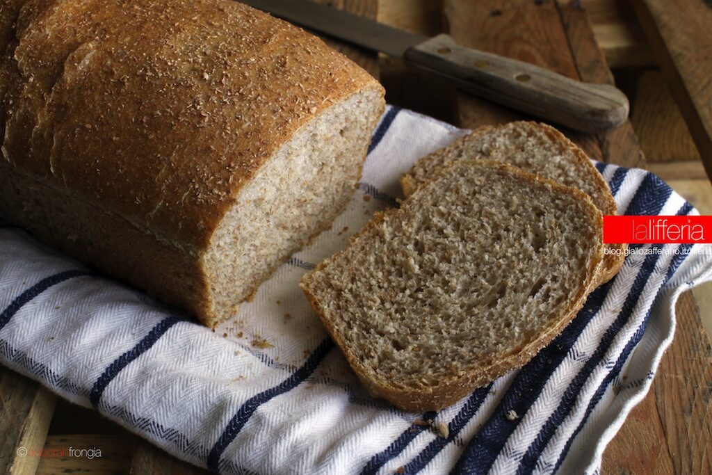 Pan bauletto integrale con water roux