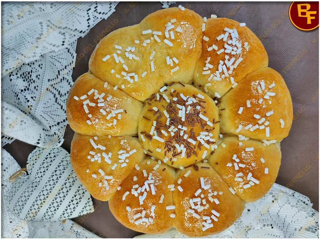 Pan brioche con succo di frutta senza uova