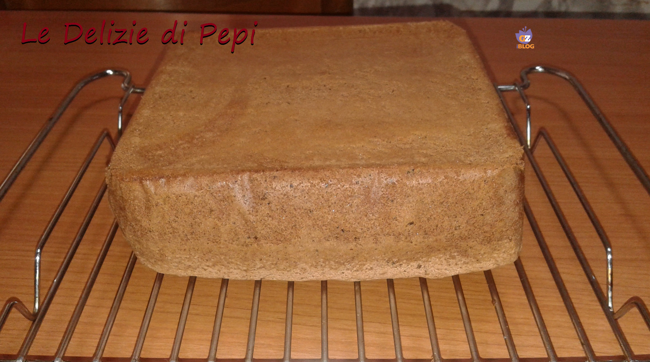 Pan di spagna al cacao