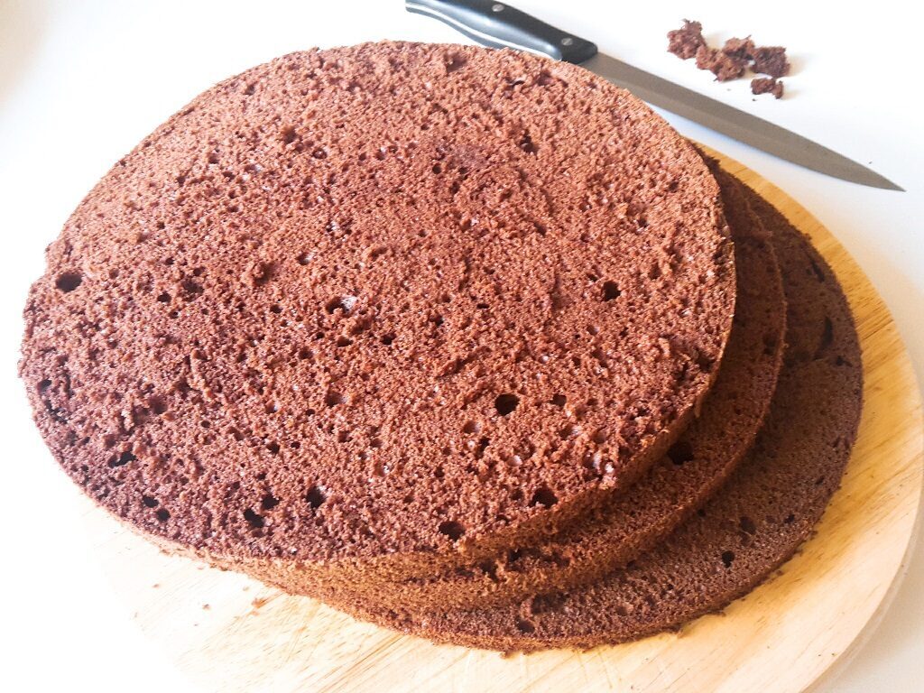 Pan di spagna al cioccolato
