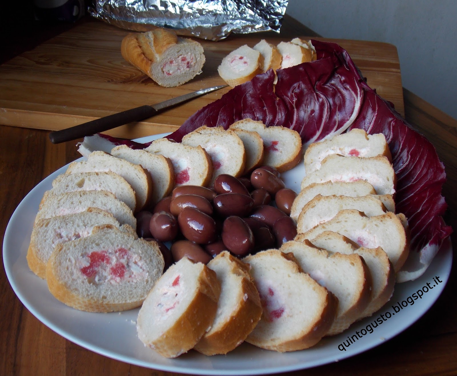 Pan ripieno alla greca