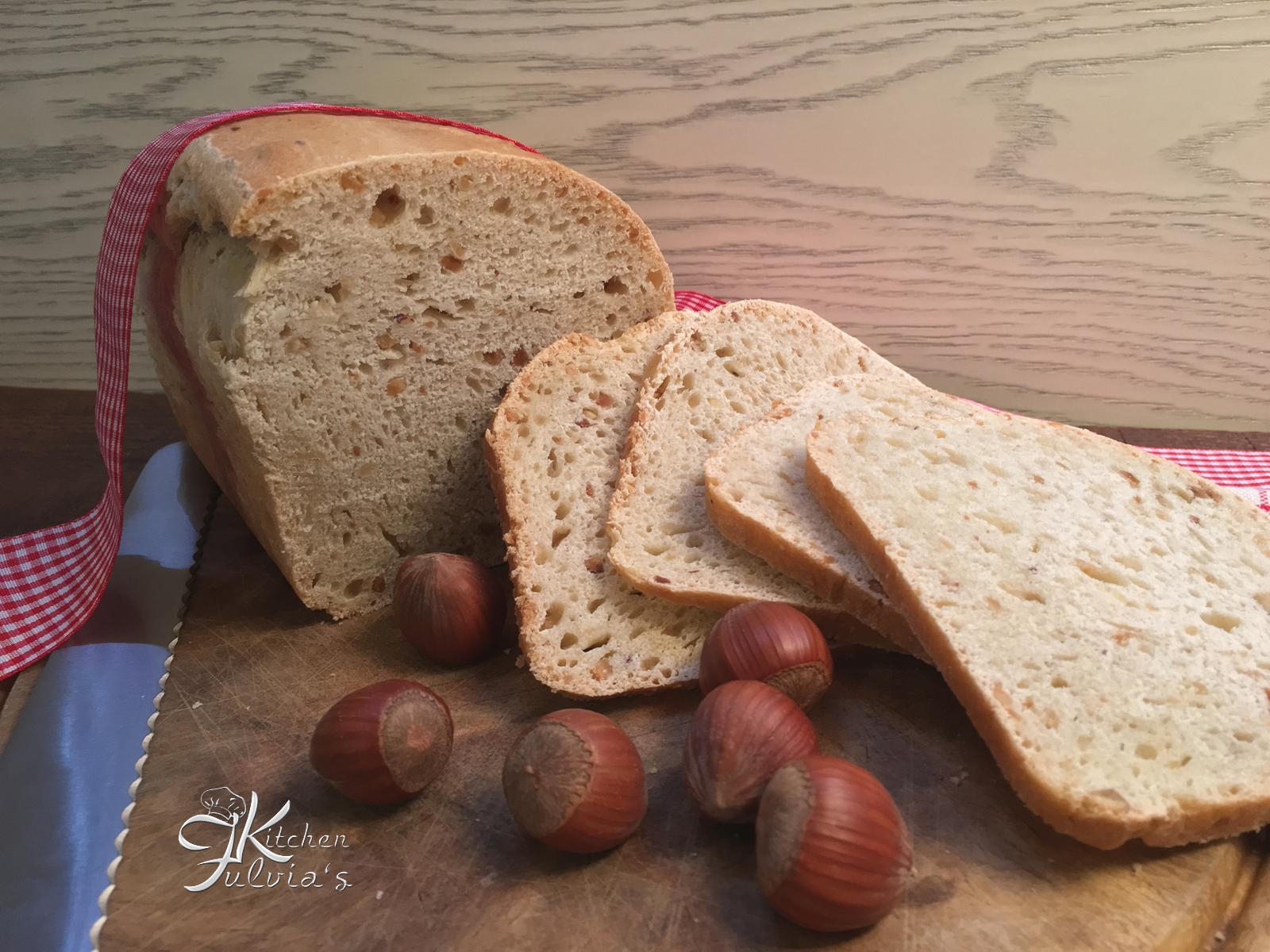 Panbrioche alle nocciole senza lattosio