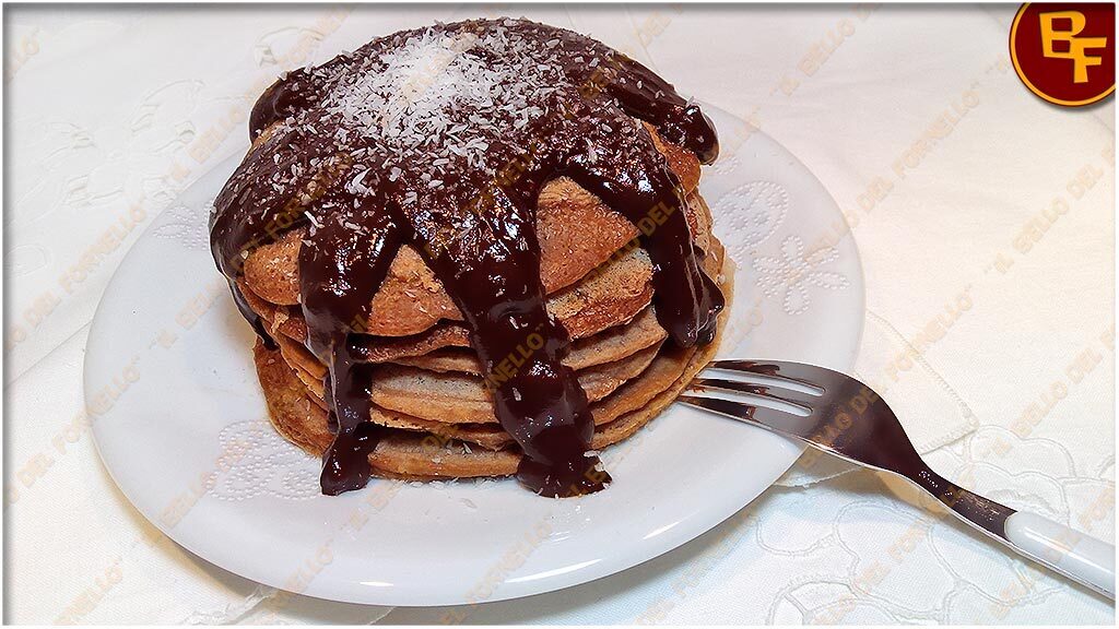Pancake al cioccolato e cocco