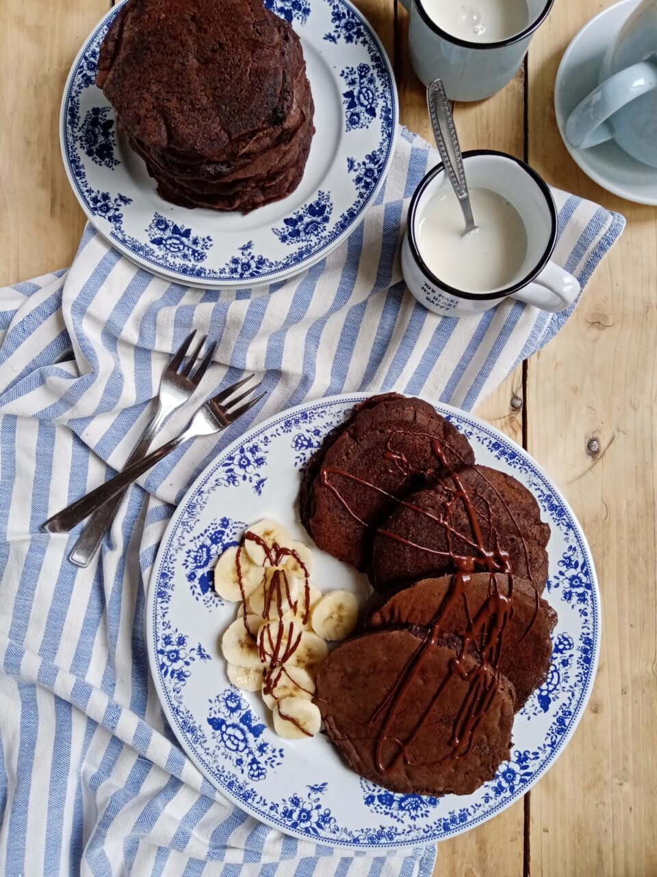Pancakes alla banana senza glutine e latticini