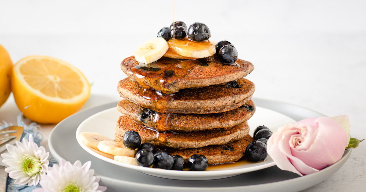 Pancakes banana e mirtilli vegan senza gliutine | gf vegan banana blueberry pancakes 