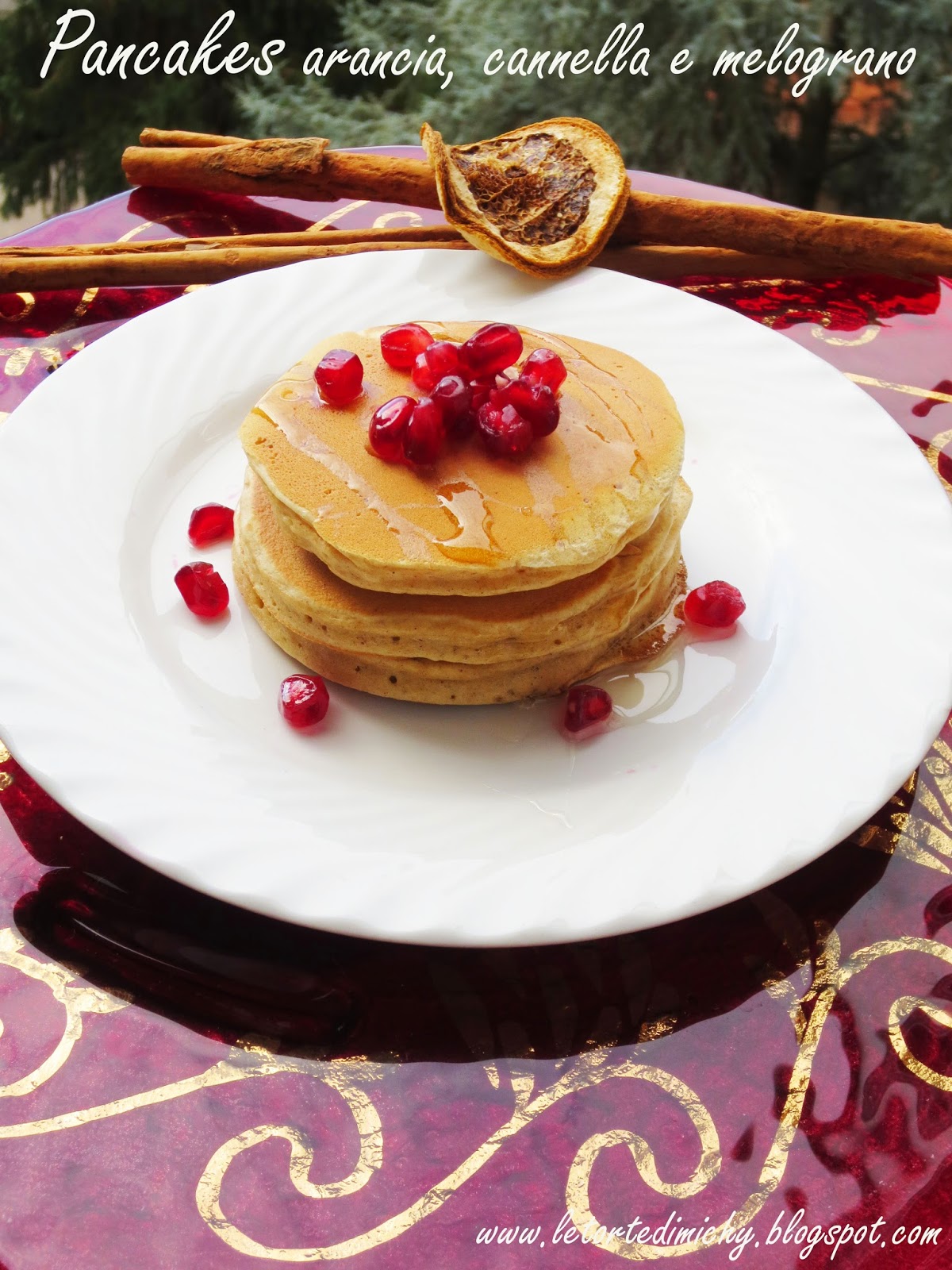Pancakes natilizi arancia, cannella e melograno