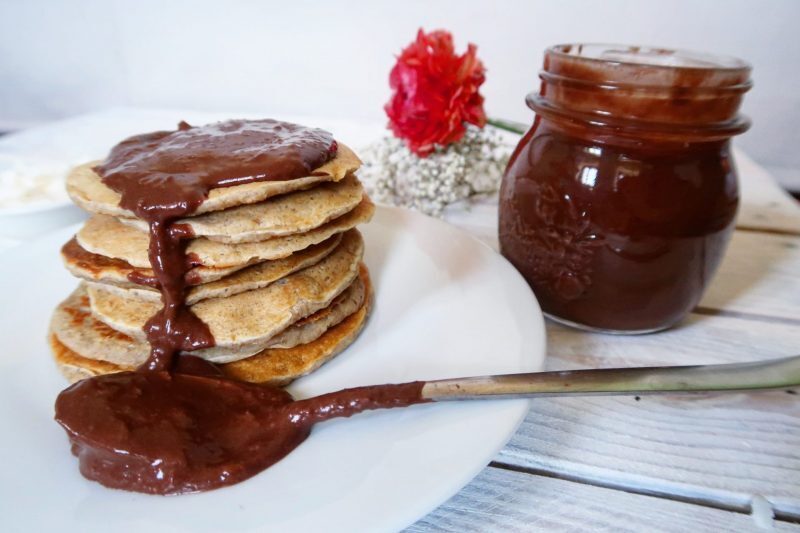 Pancakes proteici con 3 ingredienti + “fagiotella”