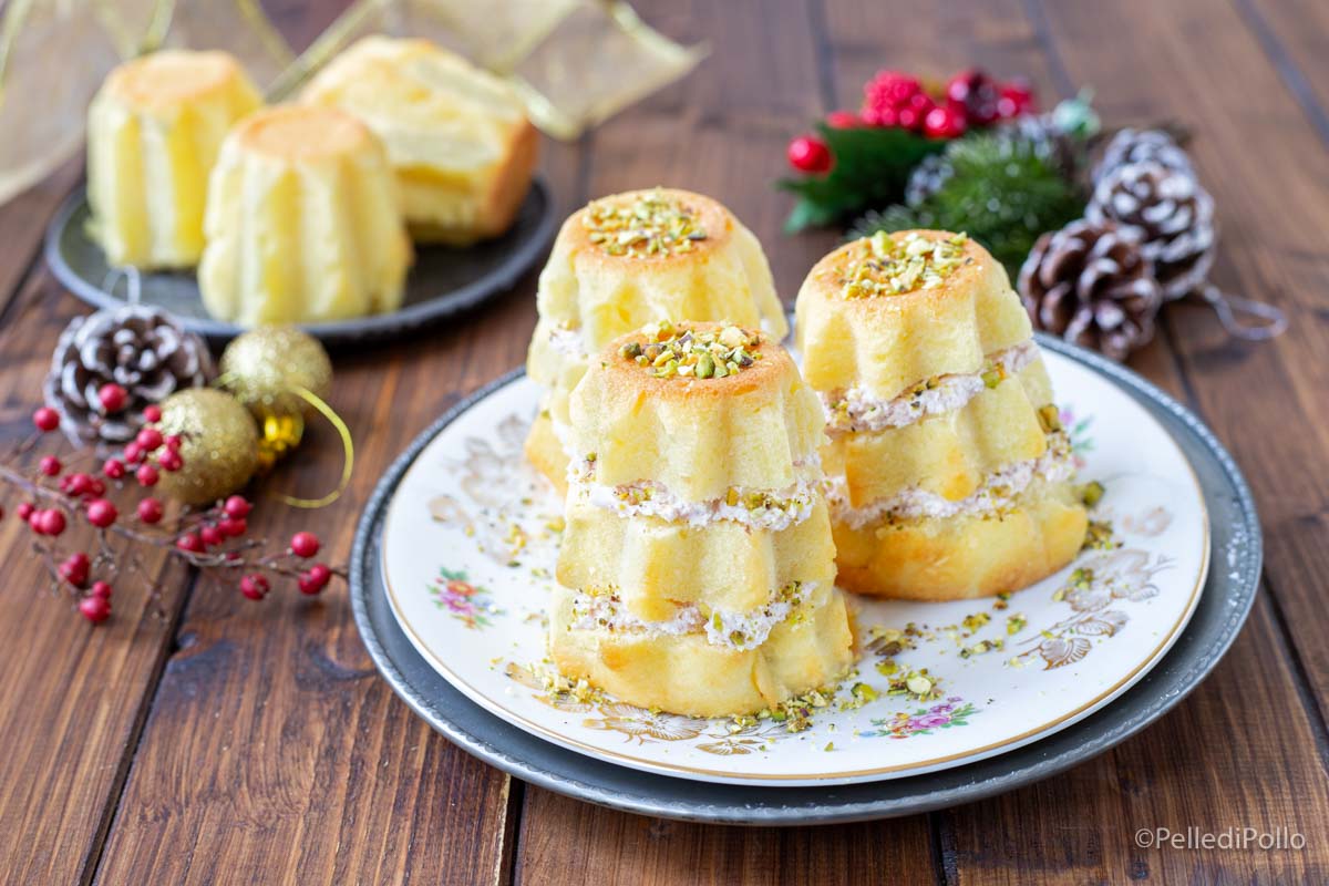 Pandorini salati con mousse di mortadella