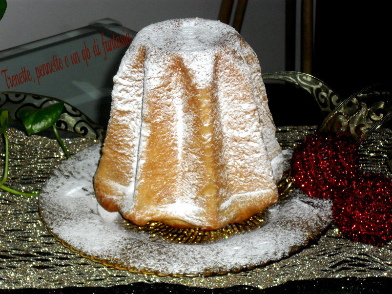 Pandoro sfogliato….. sorelle simili