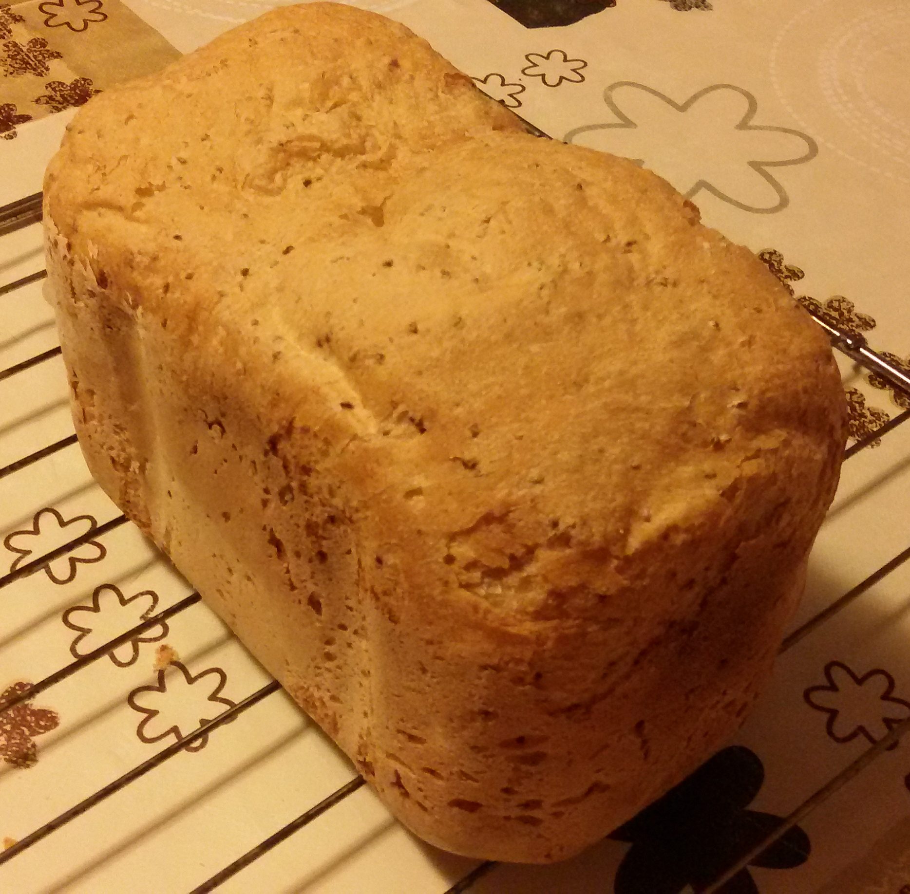 Pane ai cerali nella macchina del pane con farina ?le magiche?