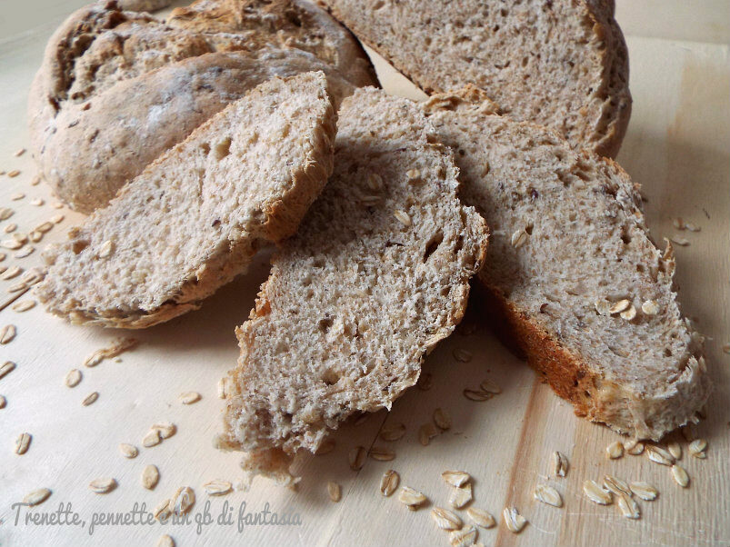 Pane ai fiocchi di avena e semi misti