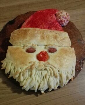 Pane al burro a forma di babbo natale