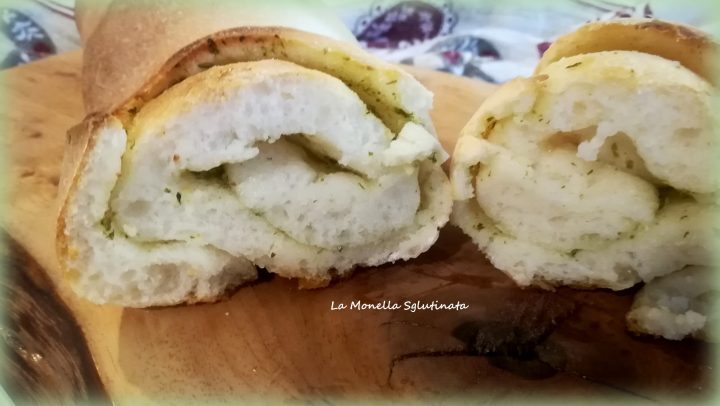 Pane al burro aglio erbette aromatiche