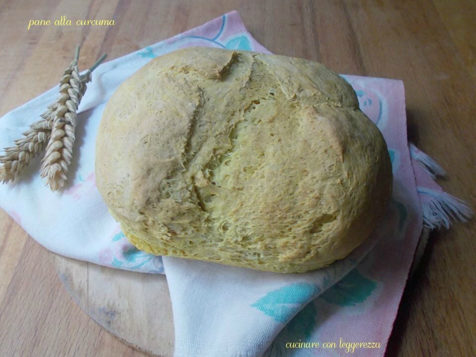Pane alla curcuma – lievito madre