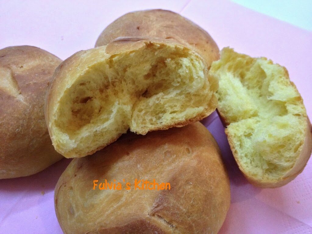 Pane allo zafferano