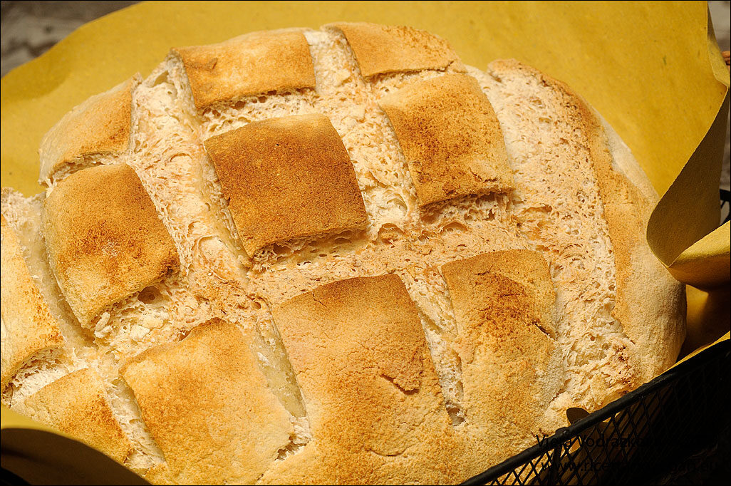 Pane bianco con nutrifree e con pasta madre