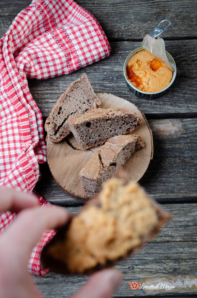 Pane con farina di teff con lievito madre