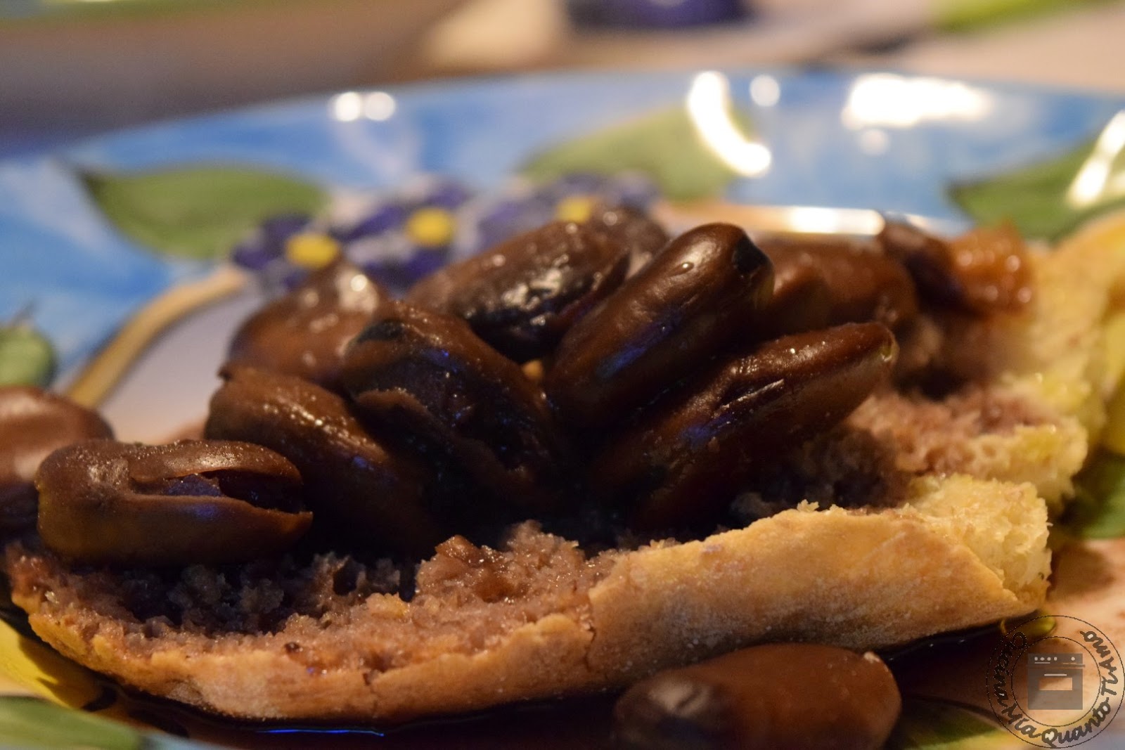 Pane con fave secche