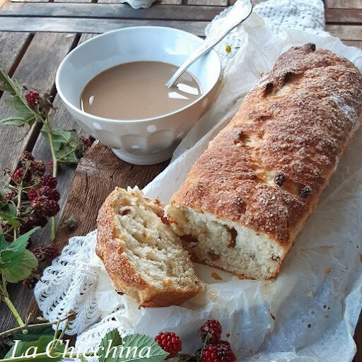 Pane con l’uvetta