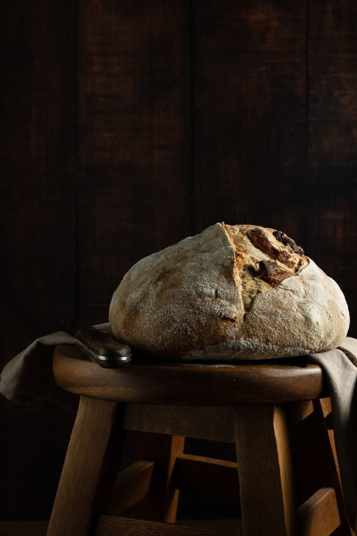 Pane con noci fichi secchi e cioccolato fondente