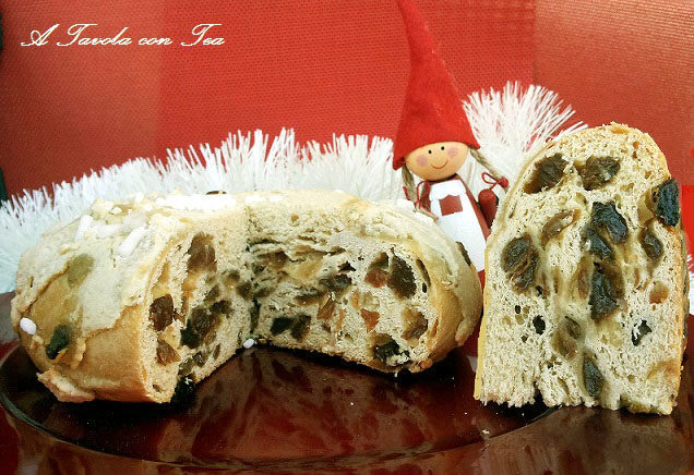 Pane con uvetta zibibbo
